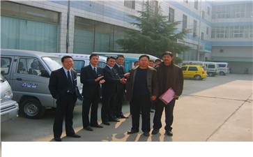 襄垣尹老板與鄭州超前漆共創(chuàng)輝煌！